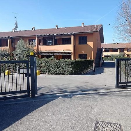 Blue, Relax Con Piscina E Garage Βίλα Σιρμιόνε Εξωτερικό φωτογραφία